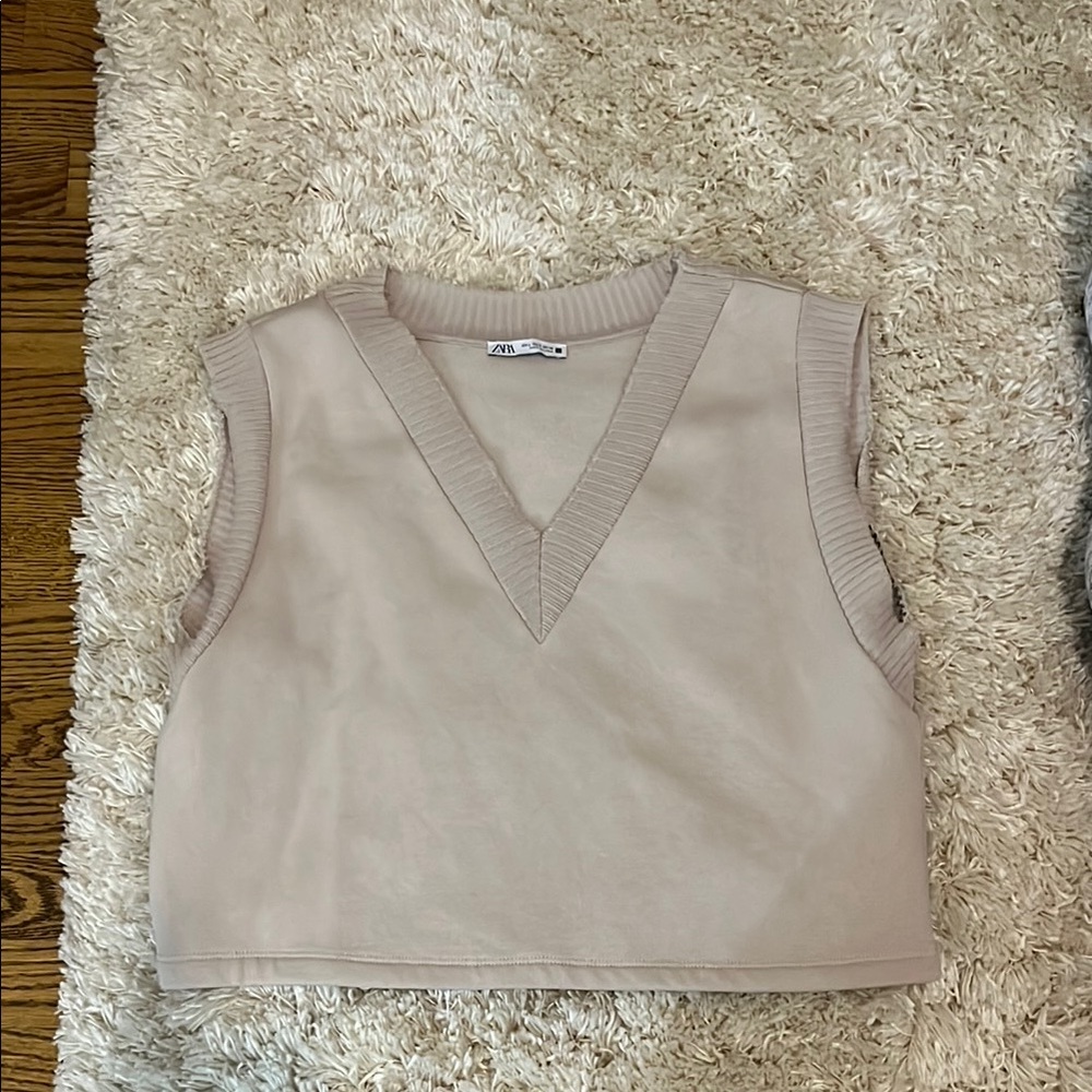 Zara Cream Sleeveless Blouse